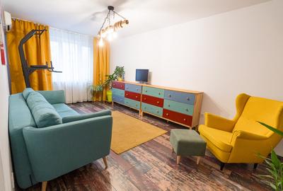 Apartament cu 3 camere decomandat în Drumul Taberei