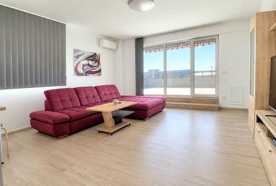 Penthouse cu 2 camere decomandat, mobilat în Aradului