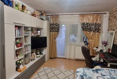 Apartament cu 2 camere decomandat în Dacia