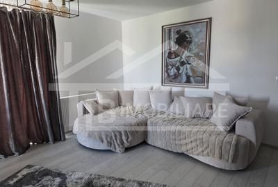 Apartament cu 3 camere decomandat în Libertății