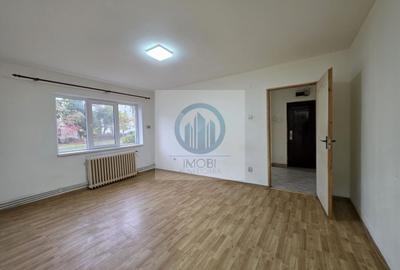 Apartament 2 camere de vanzare parter SU 51 Deva Al. Constructorilor - 11