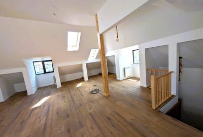 Apartament cu 5 camere în Barbu Văcărescu