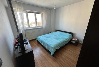 Apartament cu 4 camere decomandat în Ultracentral