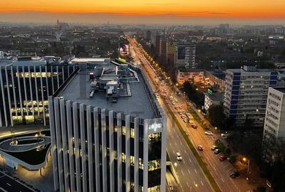 Apartament cu 2 camere semidecomandat, mobilat în Take Ionescu