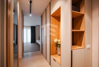 Apartament cu 3 camere decomandat în Antiaeriană