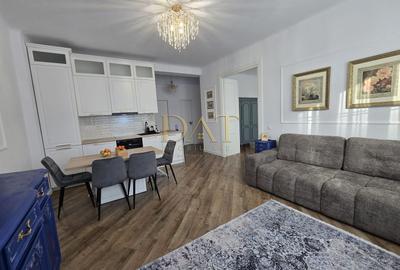 Apartament cu 3 camere semidecomandat în Central