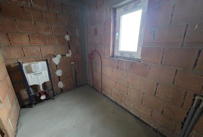 Vilă individuală în Tunari – 5 camere, curte privată - 25