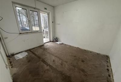 Apartament pretabil birouri - 40 mp - Aleea Parcului - 4