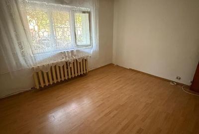 2 Camere - An 1990 - 65MP - Doamna Ghica - 5