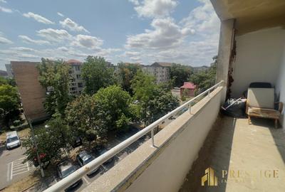 Apartament cu 3 camere de vanzare pe str.Selimbarului-Oradea - 16