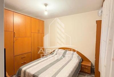 Apartament cu 3 camere semidecomandat, mobilat în Circumvalațiunii