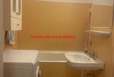 Apartament cu 3 camere în Drumul Taberei