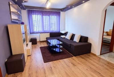 Apartament cu 3 camere semidecomandat în Șagului