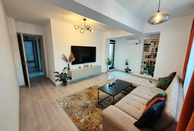 Apartament cu 3 camere decomandat, mobilat în Central