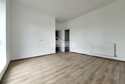 Spațiu modern, vizibil și versatil – ideal pentru afacerea ta - 6