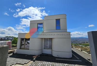 Duplex cu 4 camere în Iris