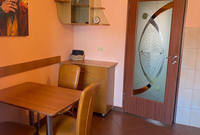Apartament cu 3 camere mobilat si utilat, zona semicentrala - 9