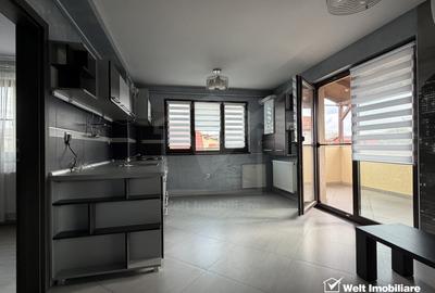 Apartament cu 3 camere semidecomandat, mobilat în Între Lacuri