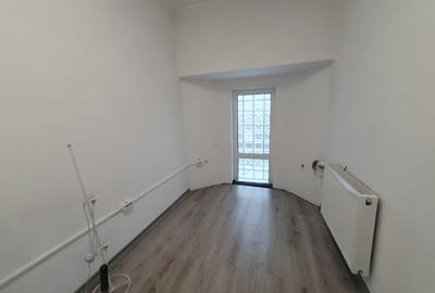 🏡 CASĂ CU 3 SPAȚII COMERCIALE + APARTAMENT | DUMBRĂVIȚA – STRADA PRINCIPALĂ 💼 - 9