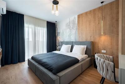 Apartament cu 3 camere semidecomandat în P-ța Unirii