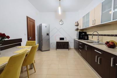 Casa spatioasa. Pretabil si pt. clinica, invatamant, camin varstnici. - 6