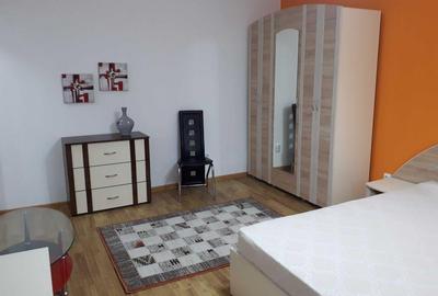 Garsonieră decomandată în Tătărași