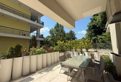 Apartament cu 5 camere, mobilat în Herăstrău