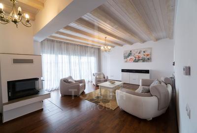 Apartament cu 5 camere decomandat, mobilat în Calea Dumbrăvii