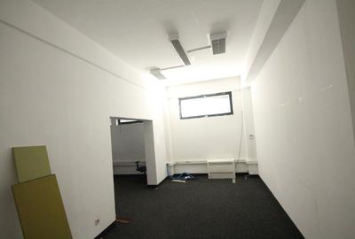 Spatii birouri/servicii - 56