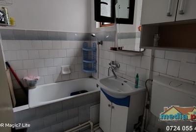 Apartament 3 camere de vânzare – Micro 39, strada Ionel Fernic - 10