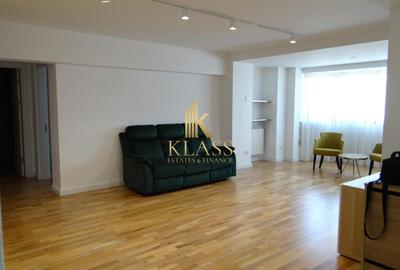 Apartament de inchiriat cu 3 camere- Bd. Decebal - 15