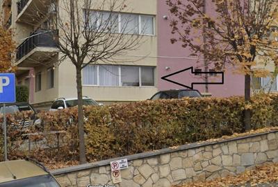 Vanzare apartament modern, baie cu geam, zona Petrom Calea Baciului, comision 0 - 10