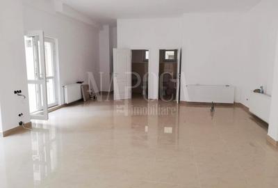 Spațiu comercial, de 86 mp, în Borhanci