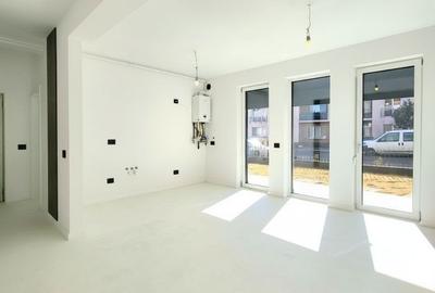 OCAZIE: Apartament nou, la parter, curte privată, finisaje premium - 1