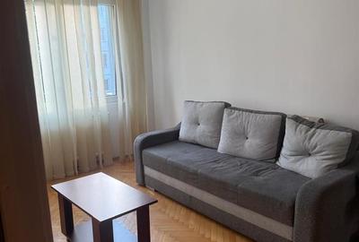 Apartament cu 2 camere decomandat în Astra