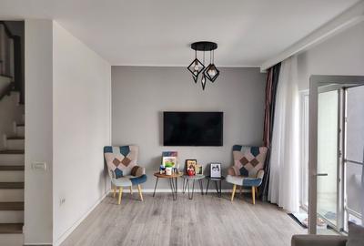 Casă cu 4 camere în Central