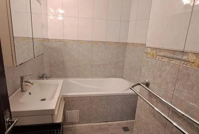 Apartament 3 camere cladire interbelica Piata Romana metrou 5' - 8