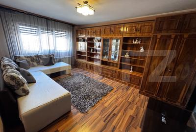 Apartament cu 2 camere decomandat, mobilat în Cornitoiu
