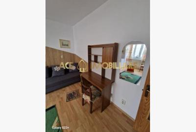 Garsonieră decomandată, mobilată în Tineretului