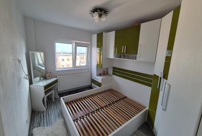 Apartament 4 camere, etaj intermediar, complet utilat – Micălaca - 3