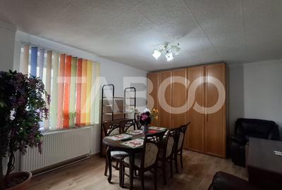 Apartament cu 2 camere decomandat, mobilat în Vasile Aaron