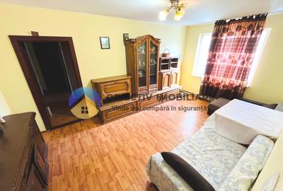 Apartament cu 3 camere semidecomandat în Dărmănești