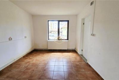 VIDEO | Casa pe colt, cu 2 camere si teren 245 m² | Paulestiului - 8