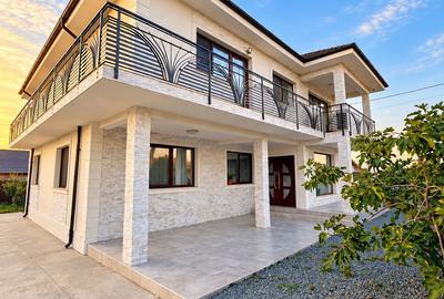 Casă P+1 cu finisaje premium și arhitectură impunătoare, la intrare în Corbu - 1