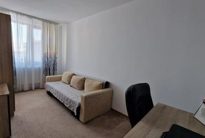 Apartament cu 3 camere decomandat, mobilat în Fetești-Gară