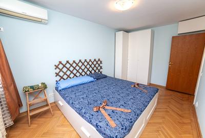 Apartament cu 4 camere decomandat, mobilat în Titan