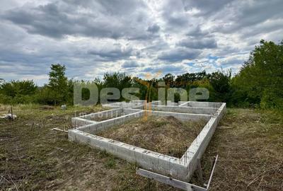 Teren Construcții intravilan de 415 mp, în Deal