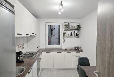 Suprafata Generoasa | Zona Coresi - 12