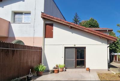 Bucurestii Noi-Str Ciresoaia vila renovata,P+1,3cam 120mp,curte 340mp,proprietar - 6