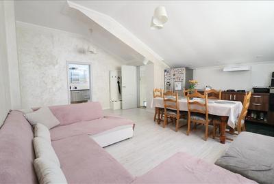 Apartament cu 3 camere decomandat, mobilat în Nicolina